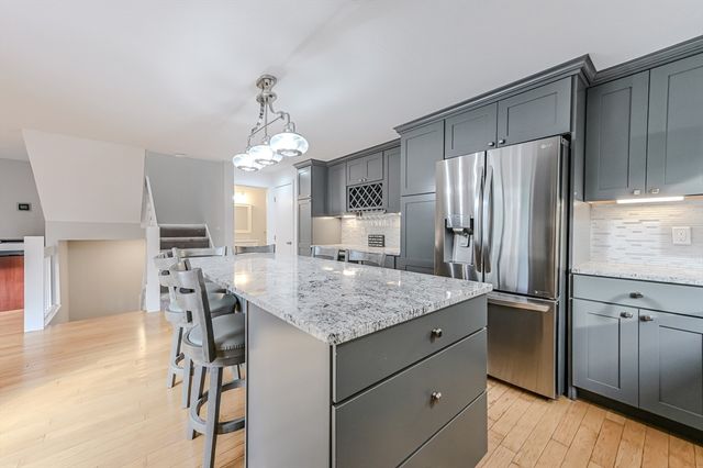 9 Country Club Ln A, Milford, MA 01757