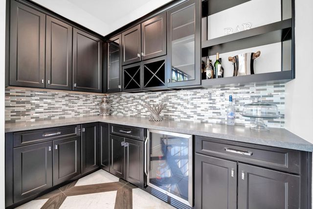 4819 N 68th Place, Scottsdale, AZ 85251