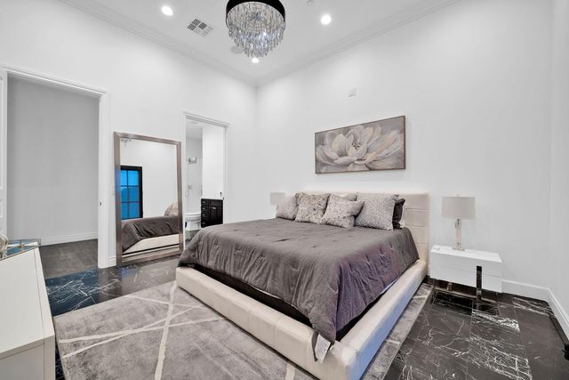 4819 N 68th Place, Scottsdale, AZ 85251