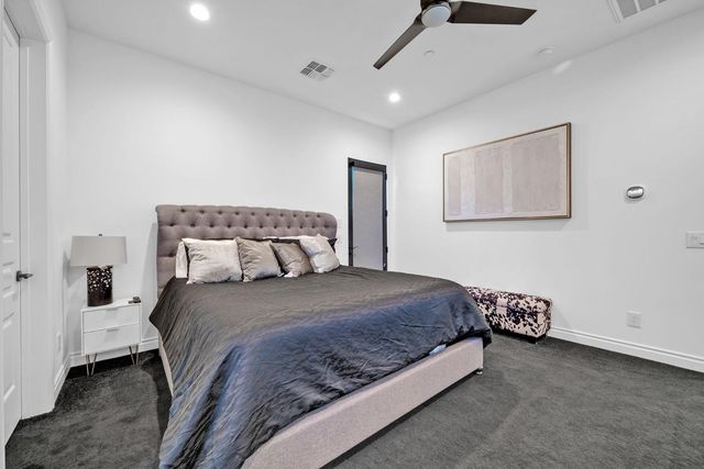 4819 N 68th Place, Scottsdale, AZ 85251