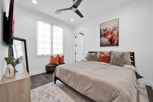 4819 N 68th Place, Scottsdale, AZ 85251