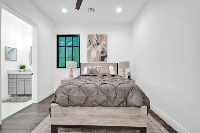 4819 N 68th Place, Scottsdale, AZ 85251