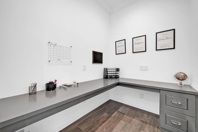 4819 N 68th Place, Scottsdale, AZ 85251