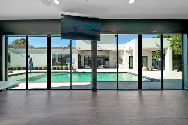 4819 N 68th Place, Scottsdale, AZ 85251