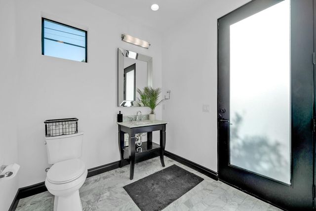 4819 N 68th Place, Scottsdale, AZ 85251