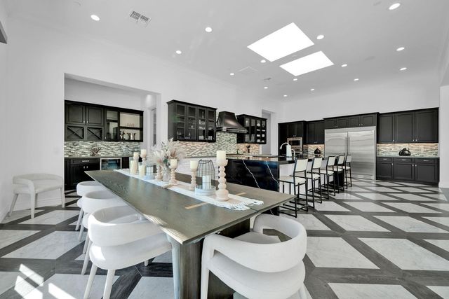 4819 N 68th Place, Scottsdale, AZ 85251