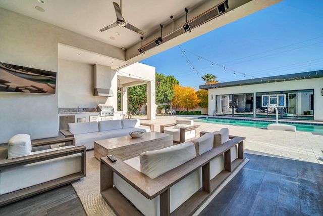 4819 N 68th Place, Scottsdale, AZ 85251