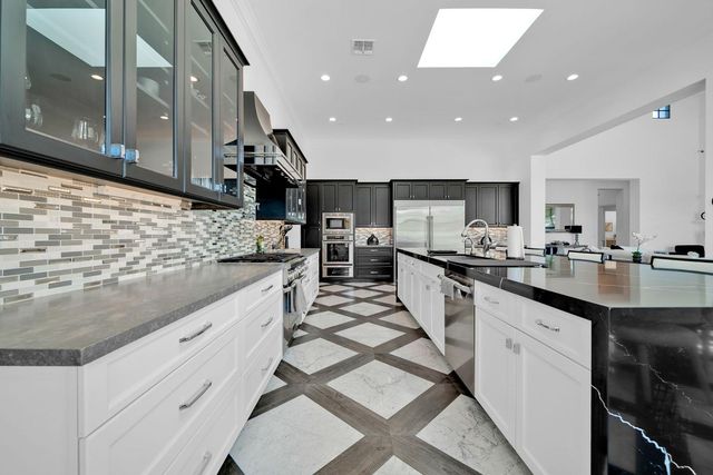 4819 N 68th Place, Scottsdale, AZ 85251