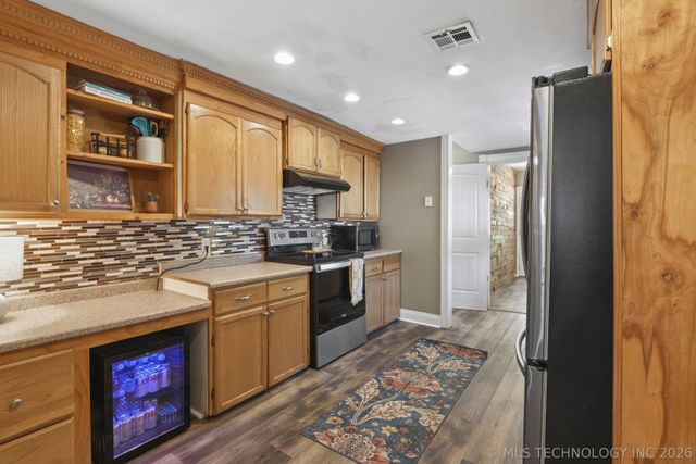 710 N Mckinley Avenue, Sand Springs, OK 74063