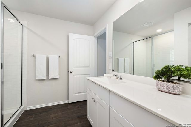 812 Bahia Pl, Seguin, TX 78155
