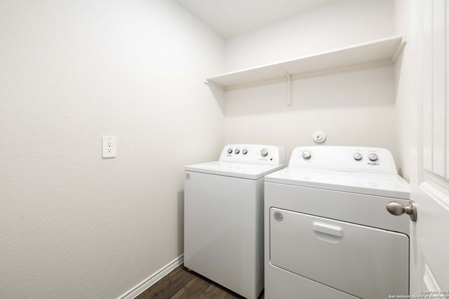 812 Bahia Pl, Seguin, TX 78155