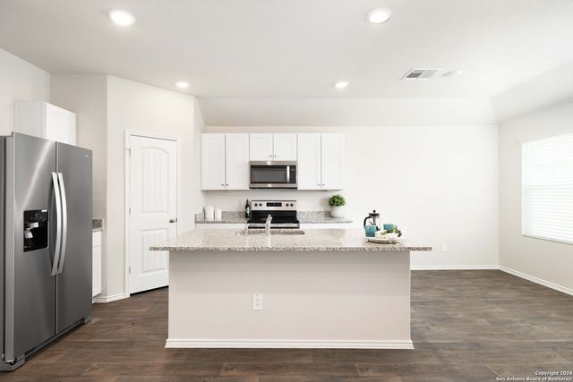812 Bahia Pl, Seguin, TX 78155