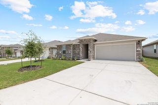 812 Bahia Pl, Seguin, TX 78155