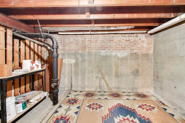 1039 Randolph Street 1W, Oak Park, IL 60302