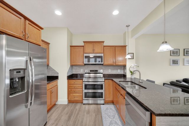 5871 Marble Circle, Johnston, IA 50131