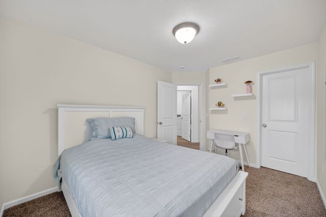 5871 Marble Circle, Johnston, IA 50131