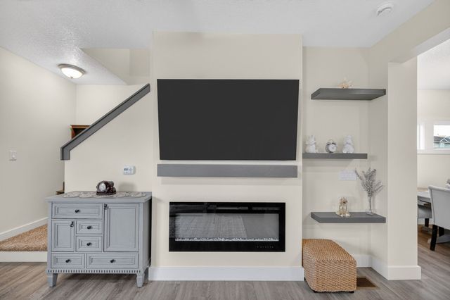 5871 Marble Circle, Johnston, IA 50131