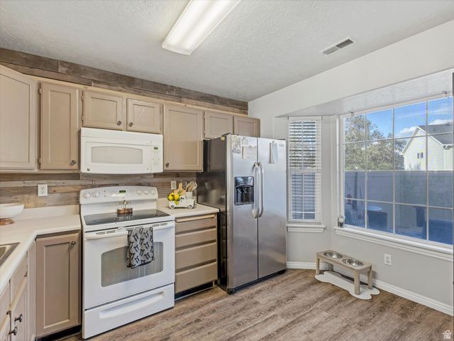 819 S CANYON RD, Payson, UT 84651