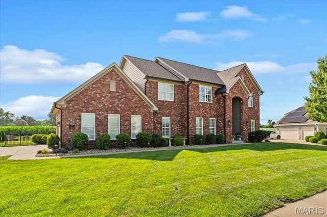 3407 Whistling Cove, Swansea, IL 62226