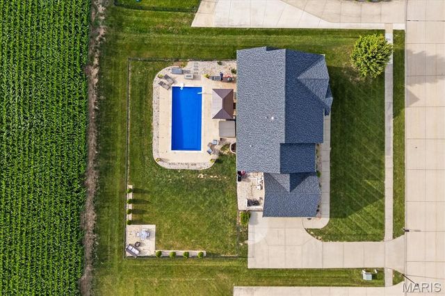 3407 Whistling Cove, Swansea, IL 62226