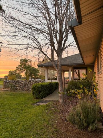 3027 W Wise Rd, Lincoln, CA 95648