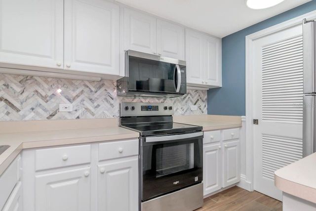 36750 US HIGHWAY 19 N 7-108, Palm Harbor, FL 34683