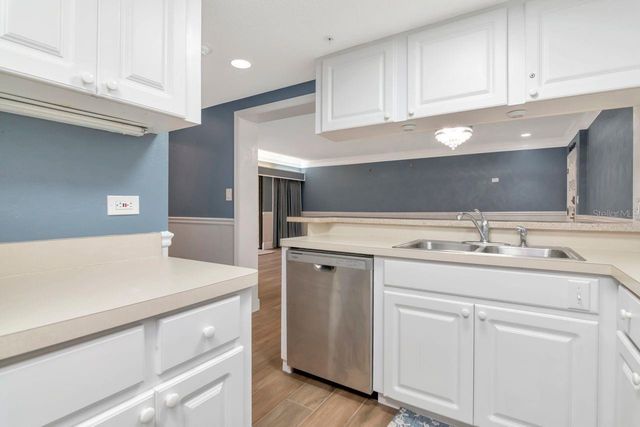 36750 US HIGHWAY 19 N 7-108, Palm Harbor, FL 34683