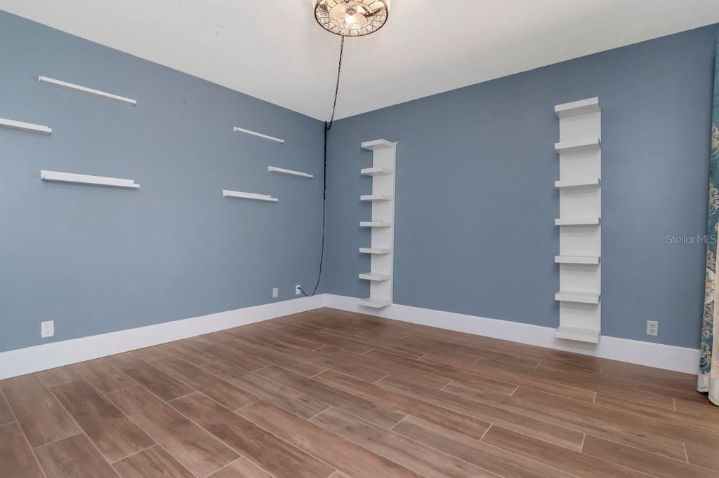 Image 11 of property listing at 36750 US HIGHWAY 19 N 7-108, Palm Harbor, FL 34683