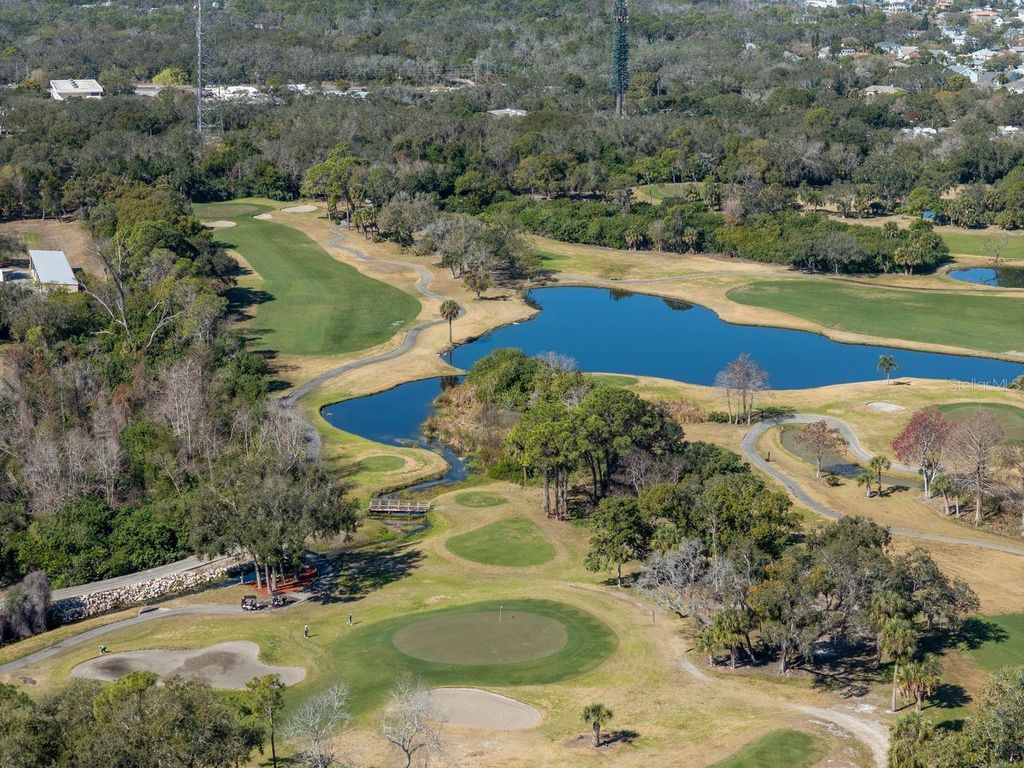 Image 44 of property listing at 36750 US HIGHWAY 19 N 7-108, Palm Harbor, FL 34683