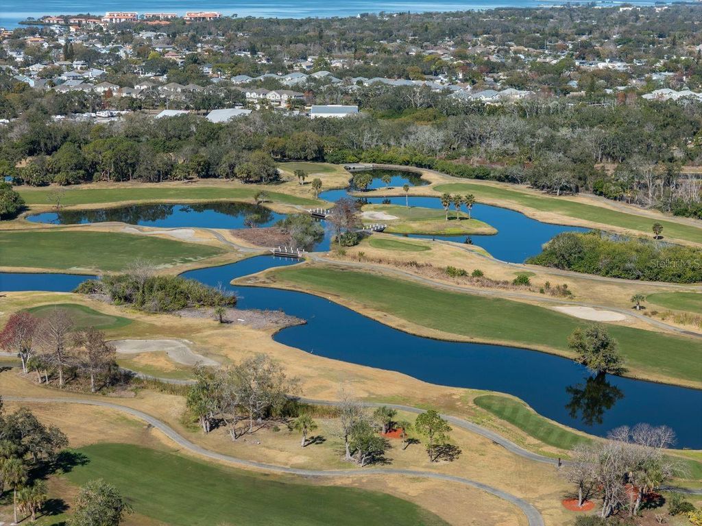 Image 45 of property listing at 36750 US HIGHWAY 19 N 7-108, Palm Harbor, FL 34683