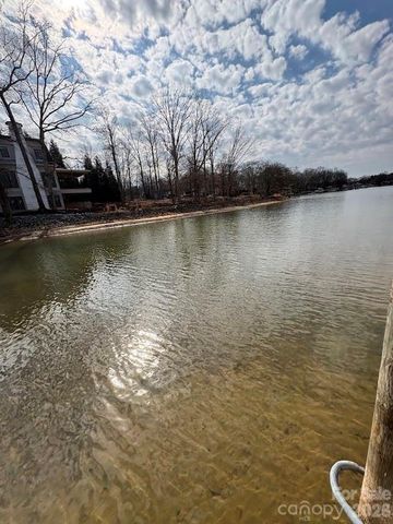 21600 Rio Oro Drive 45, Cornelius, NC 28031