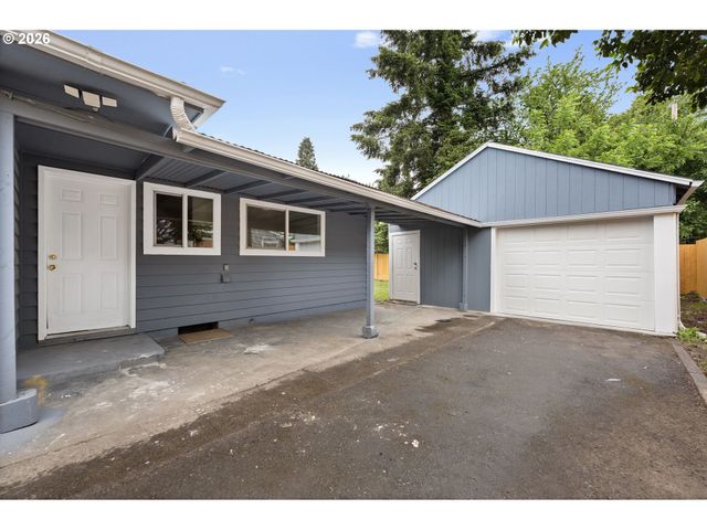 8923 Se CLINTON St, Portland, OR 97266