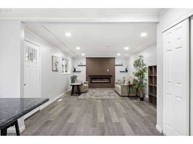 8923 Se CLINTON St, Portland, OR 97266