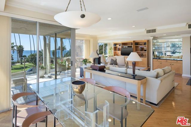 515 Ocean Avenue 402N, Santa Monica, CA 90402