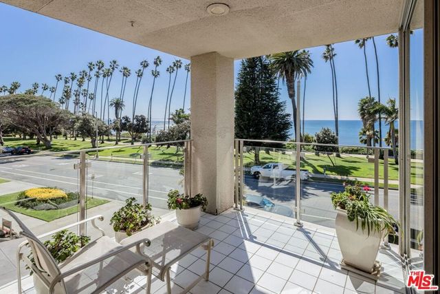 515 Ocean Avenue 402N, Santa Monica, CA 90402