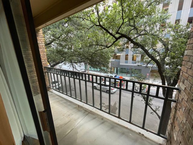 1908 San Antonio ST 212, Austin, TX 78705