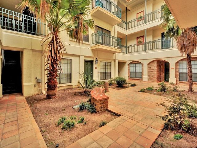 1908 San Antonio ST 212, Austin, TX 78705