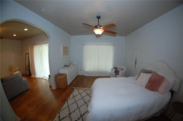 1908 San Antonio ST 212, Austin, TX 78705