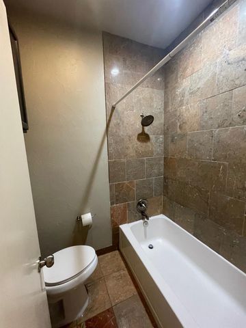 1908 San Antonio ST 212, Austin, TX 78705