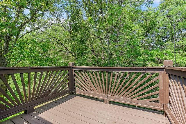1704 Hunter Drive, Olathe, KS 66061