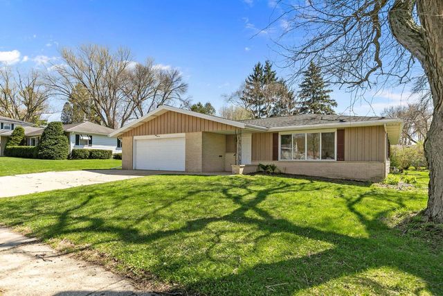 813 MINERVA STREET, Horicon, WI 53032