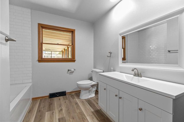 813 MINERVA STREET, Horicon, WI 53032