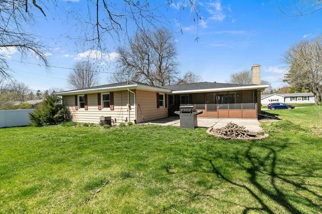 813 MINERVA STREET, Horicon, WI 53032