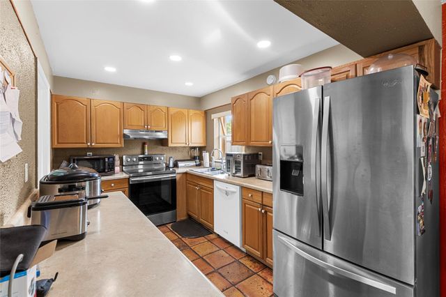 7822 SW 7th Ct, North Lauderdale, FL 33068