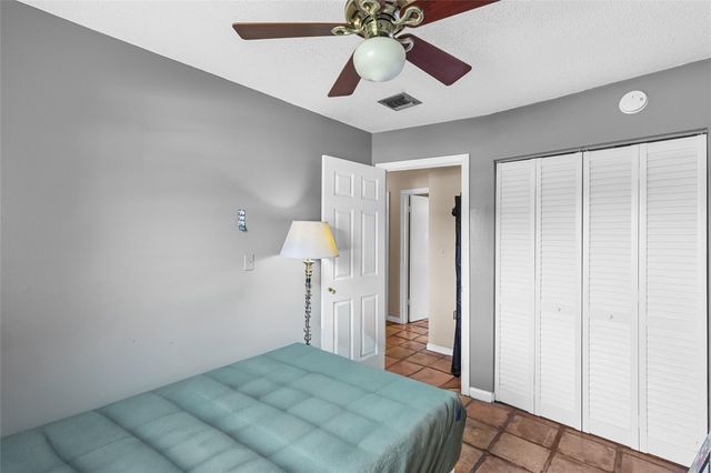 7822 SW 7th Ct, North Lauderdale, FL 33068