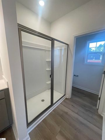 30 Halsey Street, Central, SC 29630