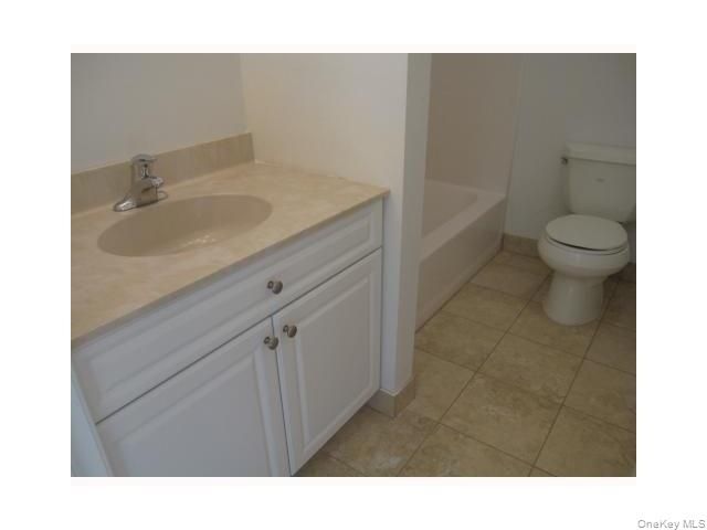 205 Tondo Circle, Harriman, NY 10926
