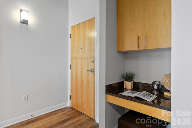 210 N Church Street 1810, Charlotte, NC 28202