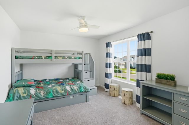 8658 Valley Forge Way, Lowell, IN 46356