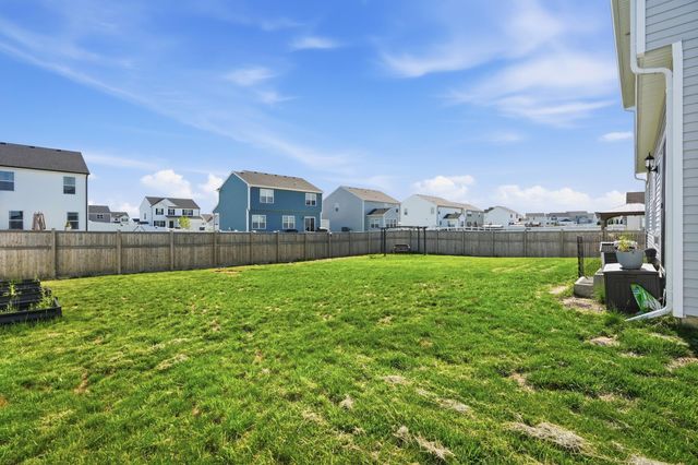 8658 Valley Forge Way, Lowell, IN 46356